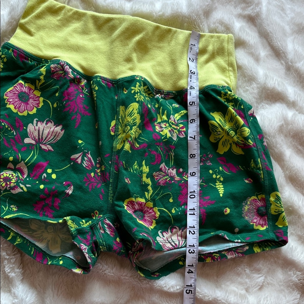 Free people movement Floral Green and Yellow Women's athletic Shorts - Picture 5 of 15